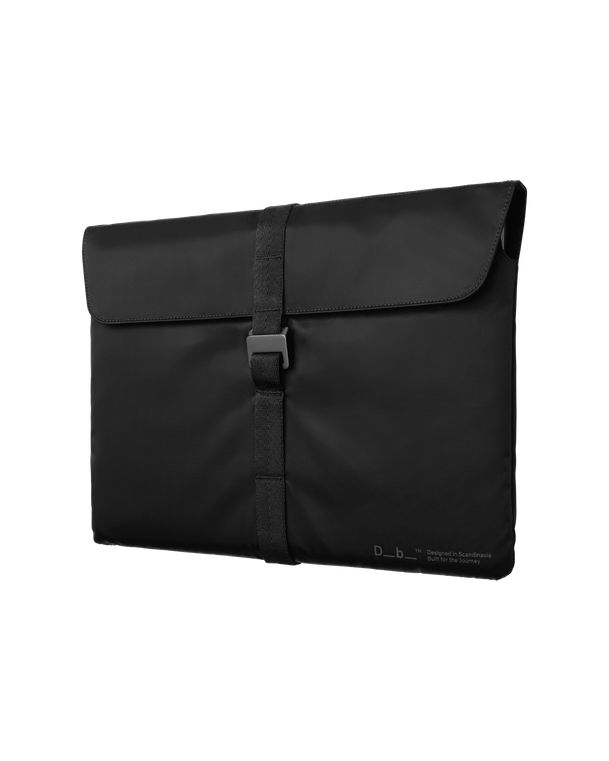 Essential Laptop sleeve 16 Black Out.png