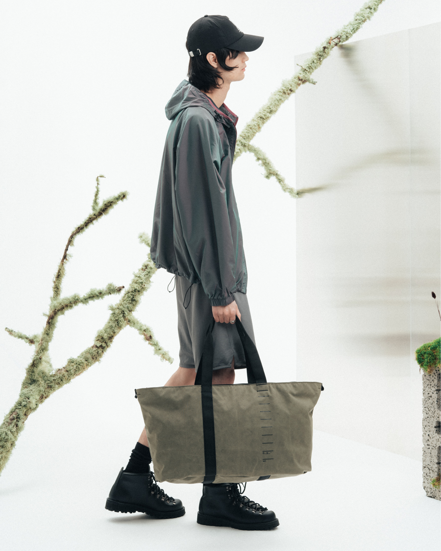 Essential Tote 40L Forest Green_2.png