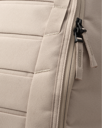 Hugger 20L Fogbow beige material.1.png