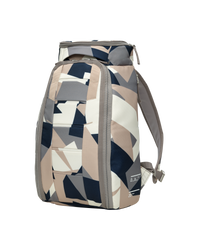 Hugger Backpack 20L  Line Cluster-1.png