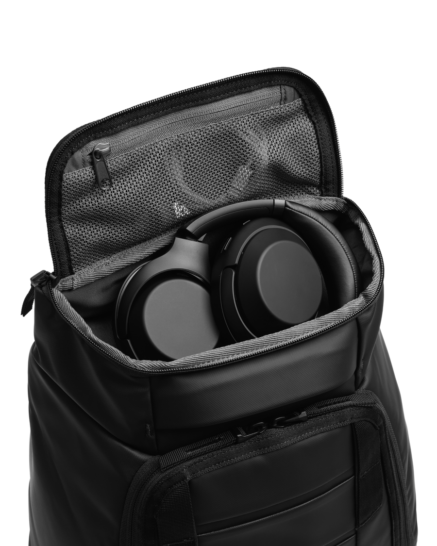 Hugger Backpack 25L Line cluster03.png