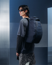 Hugger Backpack 30L Blue Hour_SS25.png