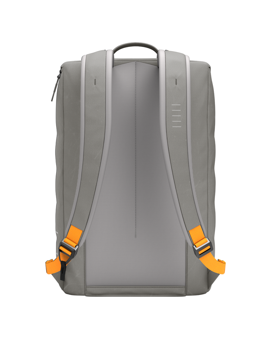 Hugger Base Backpack 15L Sand Grey-3.png