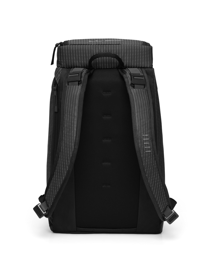 Hugger Backpack 25L Reflective Black