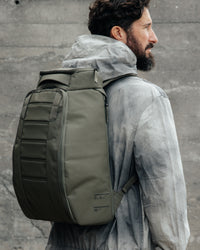 Hugger Backpack 30L Moss Green