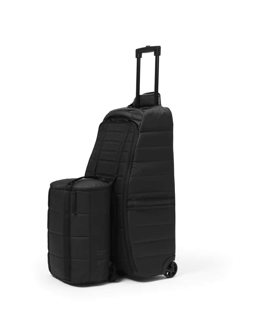 Roamer Duffel 25L Black Out01.png