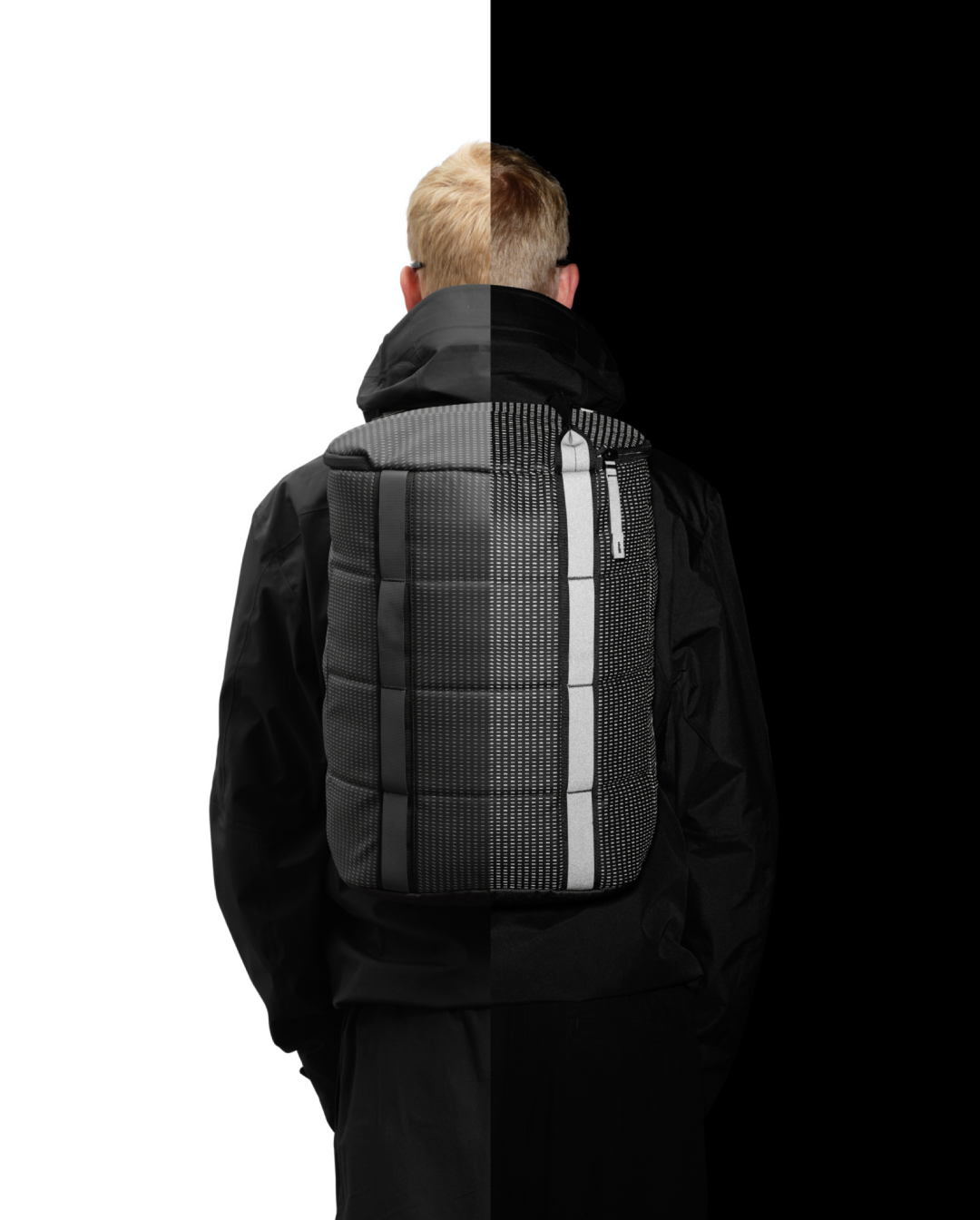 Roamer Duffel 25L Reflective Black.png