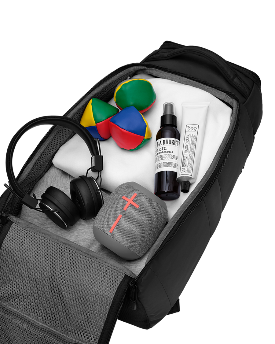 TheStrom20LBackpack-13_1_9c249b5d-2ce6-4eaa-82c6-f0531e1672c8.png